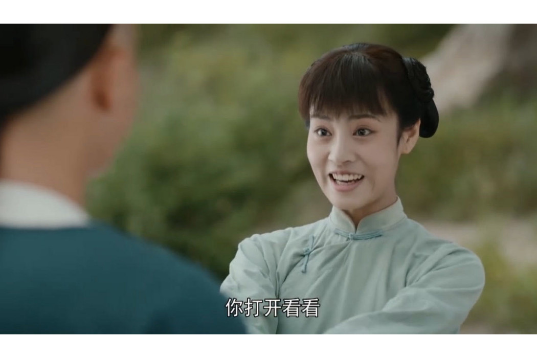 小蓮(王雲影的貼身丫鬟,由張敬言飾演) 小蓮(王雲影的貼身丫鬟,由張敬言飾演)