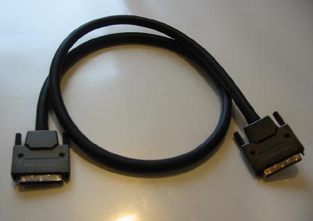 SCSI電纜