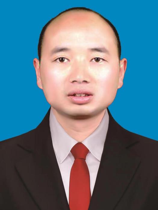 王武(湖南省湘潭市湘潭縣人民政府辦公室黨組成員、副主任(兼),縣信訪局黨組書記,局長) 王武(湖南省湘潭市湘潭縣人民政府辦公室黨組成員、副主任(兼),縣信訪局黨組書記,局長)