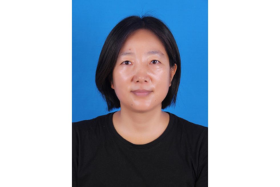 于波(中國石油大學(華東) 理學院高級實驗師) 于波(中國石油大學(華東) 理學院高級實驗師)