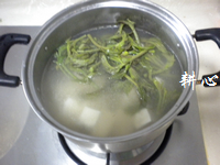 椿芽豆腐湯
