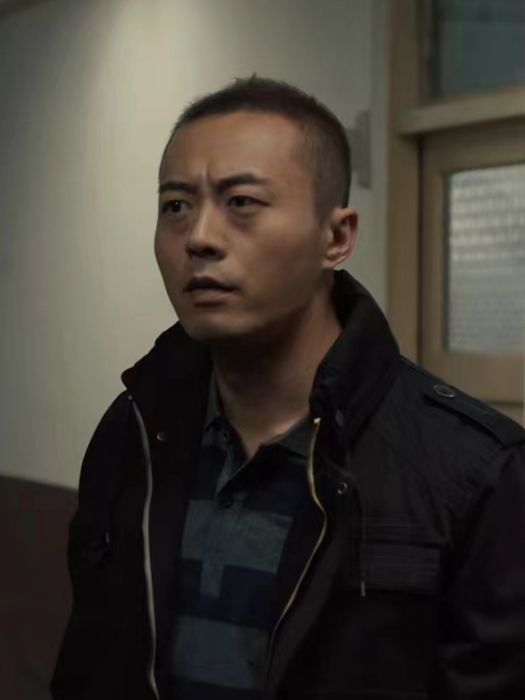 徐衛東(年代青春劇《似火流年》中的角色) 徐衛東(年代青春劇《似火流年》中的角色)