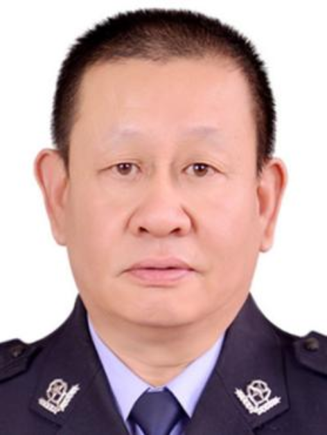 林瑞(內蒙古自治區呼和浩特市公安局新城區分局黨委委員、副局長) 林瑞(內蒙古自治區呼和浩特市公安局新城區分局黨委委員、副局長)
