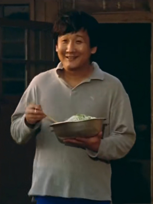 孫福(梁天在喜劇電影《男婦女主任》中飾演的角色) 孫福(梁天在喜劇電影《男婦女主任》中飾演的角色)
