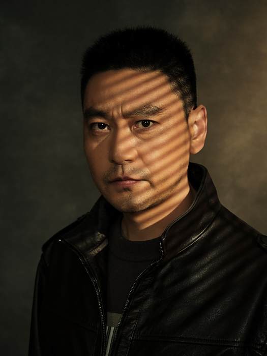 陳峰(任中華的徒弟，刑警隊警員)