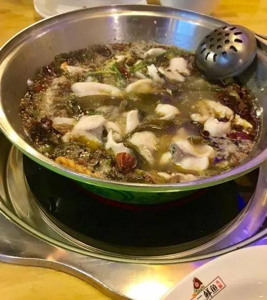 酸菜什錦火鍋