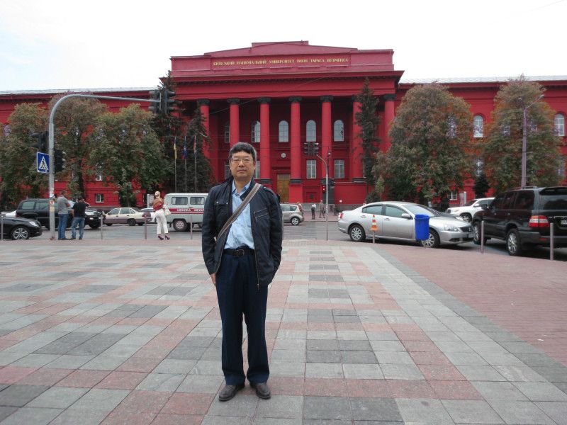 張來儀(華南師範大學教授) 張來儀(華南師範大學教授)