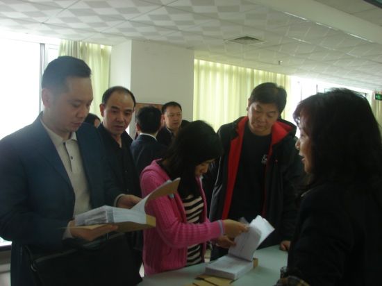 劉旭清(照壁山鄉周家塘村村民) 劉旭清(照壁山鄉周家塘村村民)