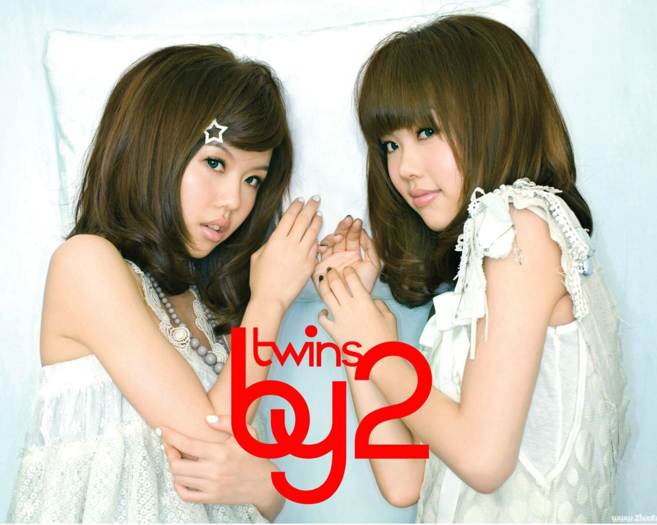 by2--Twins