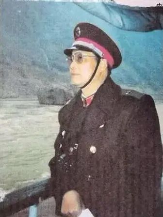 王保臣(原南京軍區舟嵊要塞區司令員) 王保臣(原南京軍區舟嵊要塞區司令員)