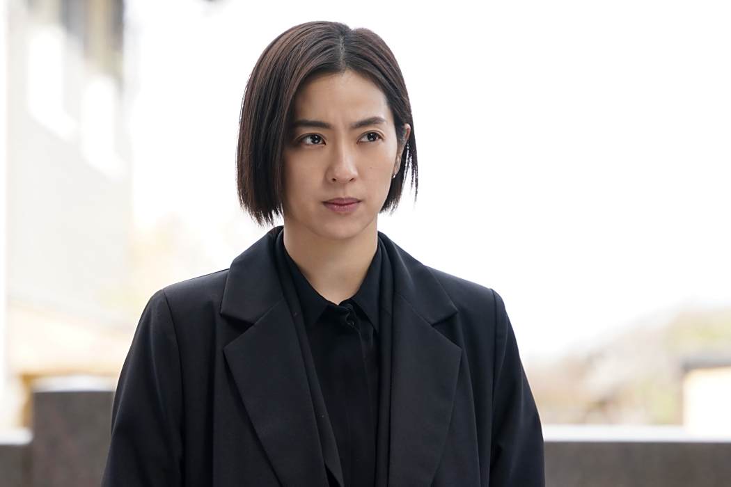 桐生葵(電視劇《約定 〜16年的真相〜》中的角色) 桐生葵(電視劇《約定 〜16年的真相〜》中的角色)