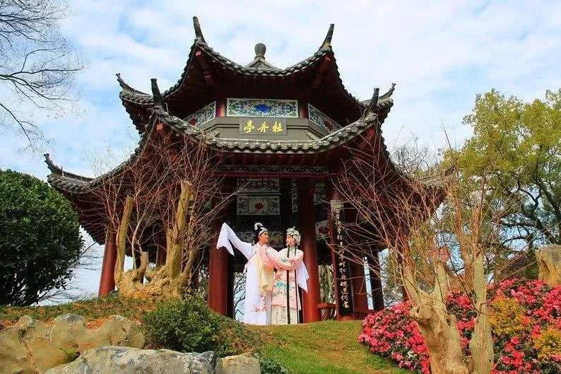 牡丹亭(山西省太原市晉祠公園牡丹亭) 牡丹亭(山西省太原市晉祠公園牡丹亭)