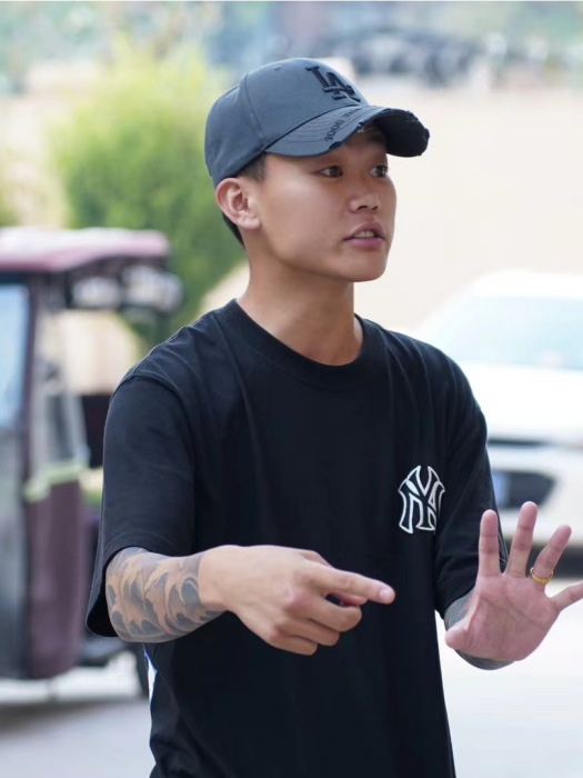 郭海鵬(中國內地男導演,製片人) 郭海鵬(中國內地男導演,製片人)