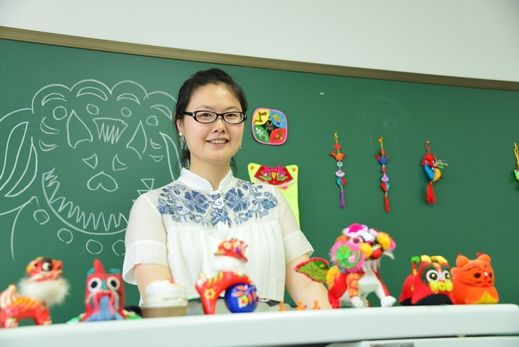 楊慧子(北京聯合大學藝術學院工藝美術系教師) 楊慧子(北京聯合大學藝術學院工藝美術系教師)