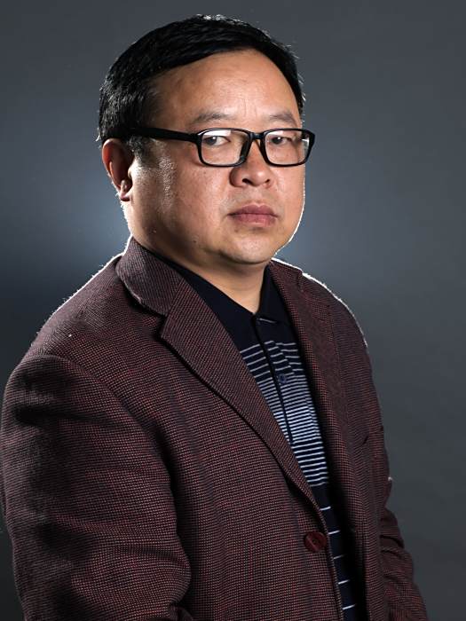 盧世明(畫家 、詩人)
