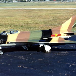 米格-19戰鬥機(米格-19) 米格-19戰鬥機(米格-19)