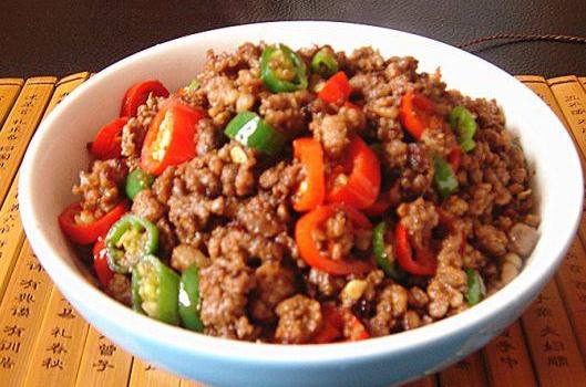 辣椒牛肉末 辣椒牛肉末