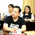 何敦春 何敦春