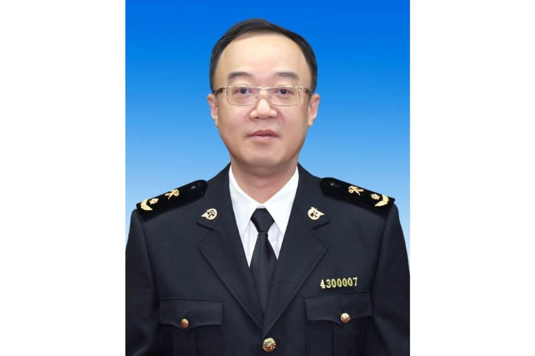 夏陽(濟南海關副關長、黨委委員) 夏陽(濟南海關副關長、黨委委員)