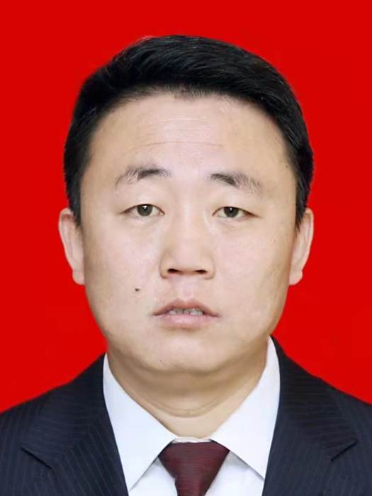 郭東(陝西省銅川市王益區紀委常委、監委委員) 郭東(陝西省銅川市王益區紀委常委、監委委員)