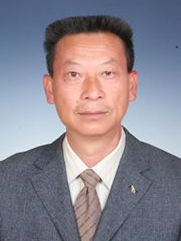 王平(玉溪市自然資源和規劃局二級調研員)