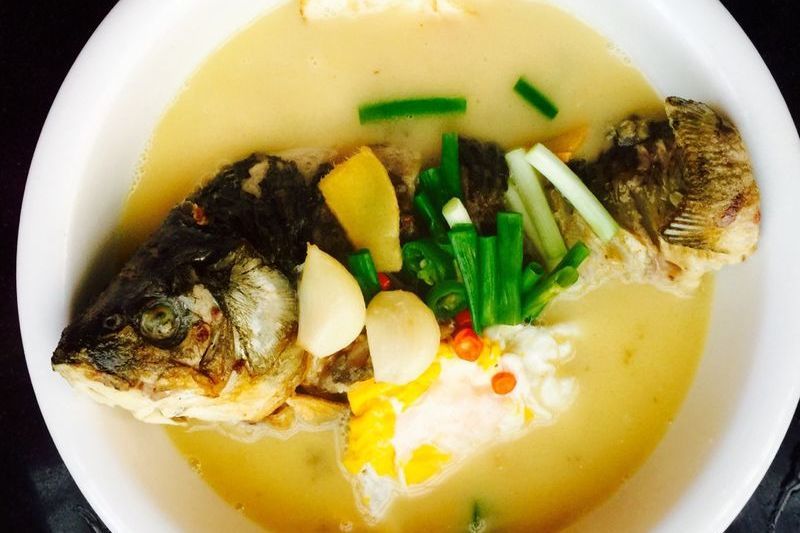 豆蔻鯽魚湯 豆蔻鯽魚湯