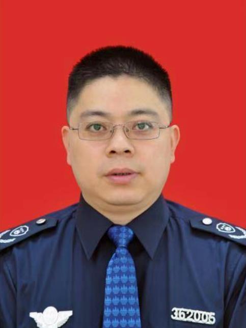 張方(江西省九江市生態環境預警應急管控中心主任) 張方(江西省九江市生態環境預警應急管控中心主任)