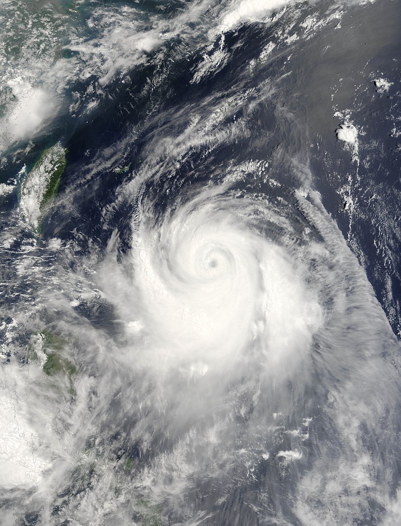 颱風艾雲尼(2006年第3號超強颱風)