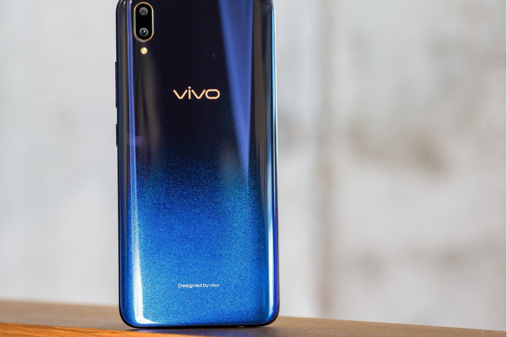 vivo V11 vivo V11