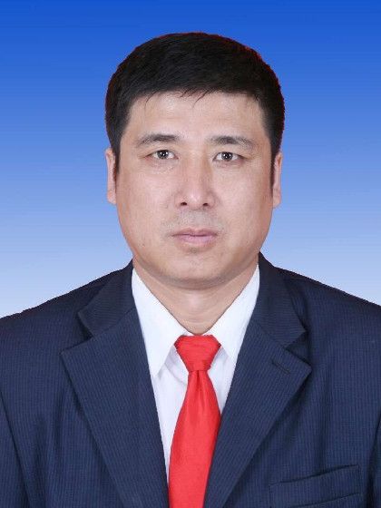 金磊(新疆維吾爾自治區阿勒泰地區布爾津縣人大常委會黨組成員,副主任) 金磊(新疆維吾爾自治區阿勒泰地區布爾津縣人大常委會黨組成員,副主任)