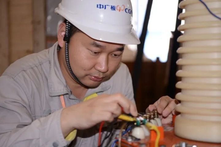 王建濤(中廣核核電運營公司大修電氣分部發電機主任工程師) 王建濤(中廣核核電運營公司大修電氣分部發電機主任工程師)