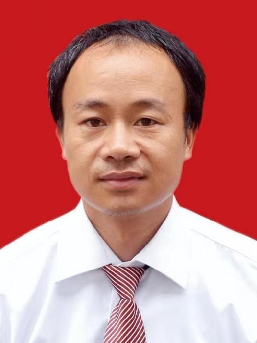 李國亮(江西省井岡山市市場監督管理局副局長) 李國亮(江西省井岡山市市場監督管理局副局長)