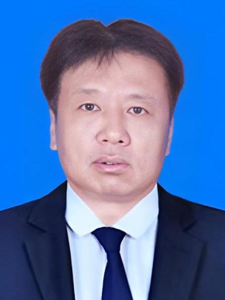 王瑞群(吉林省白城市通榆縣人大常委會副主任、黨組成員)