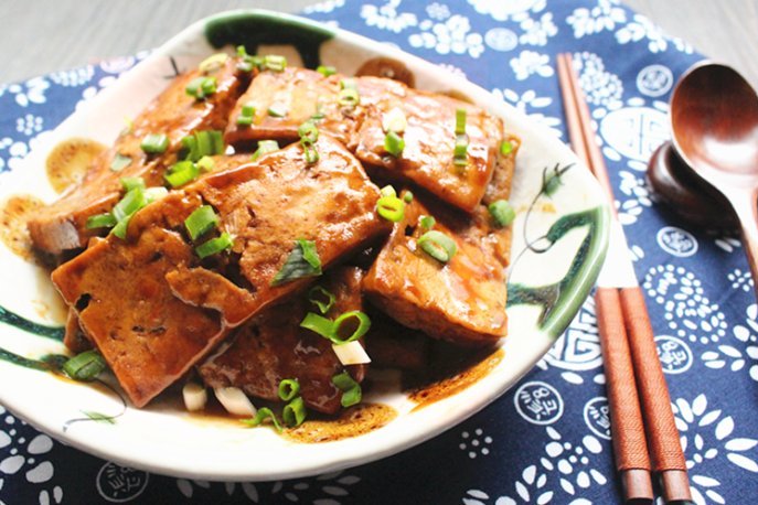 小蔥醬燒豆腐 小蔥醬燒豆腐