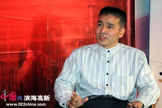 王洪毅(中國美術家協會會員) 王洪毅(中國美術家協會會員)