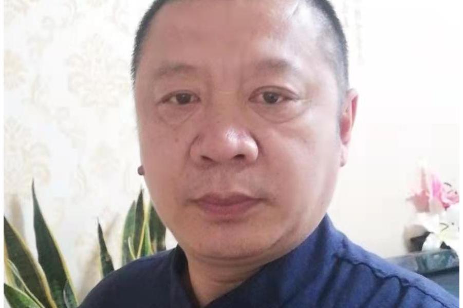 李海鷹(高新區美術家協會會員) 李海鷹(高新區美術家協會會員)