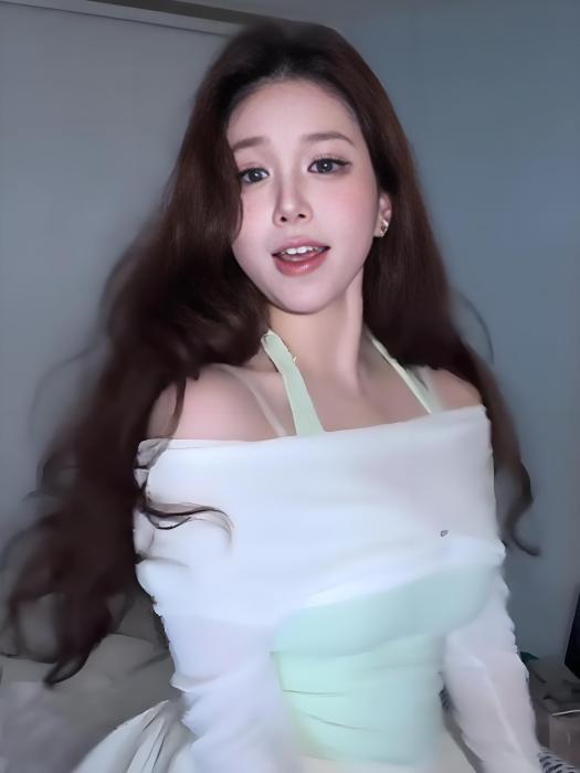 是sofia周周 是sofia周周