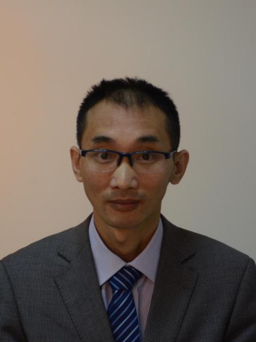 何孟兵 何孟兵