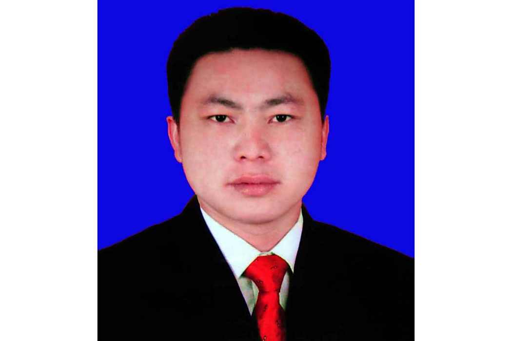張才(中共革一鎮委員會政法委書記) 張才(中共革一鎮委員會政法委書記)