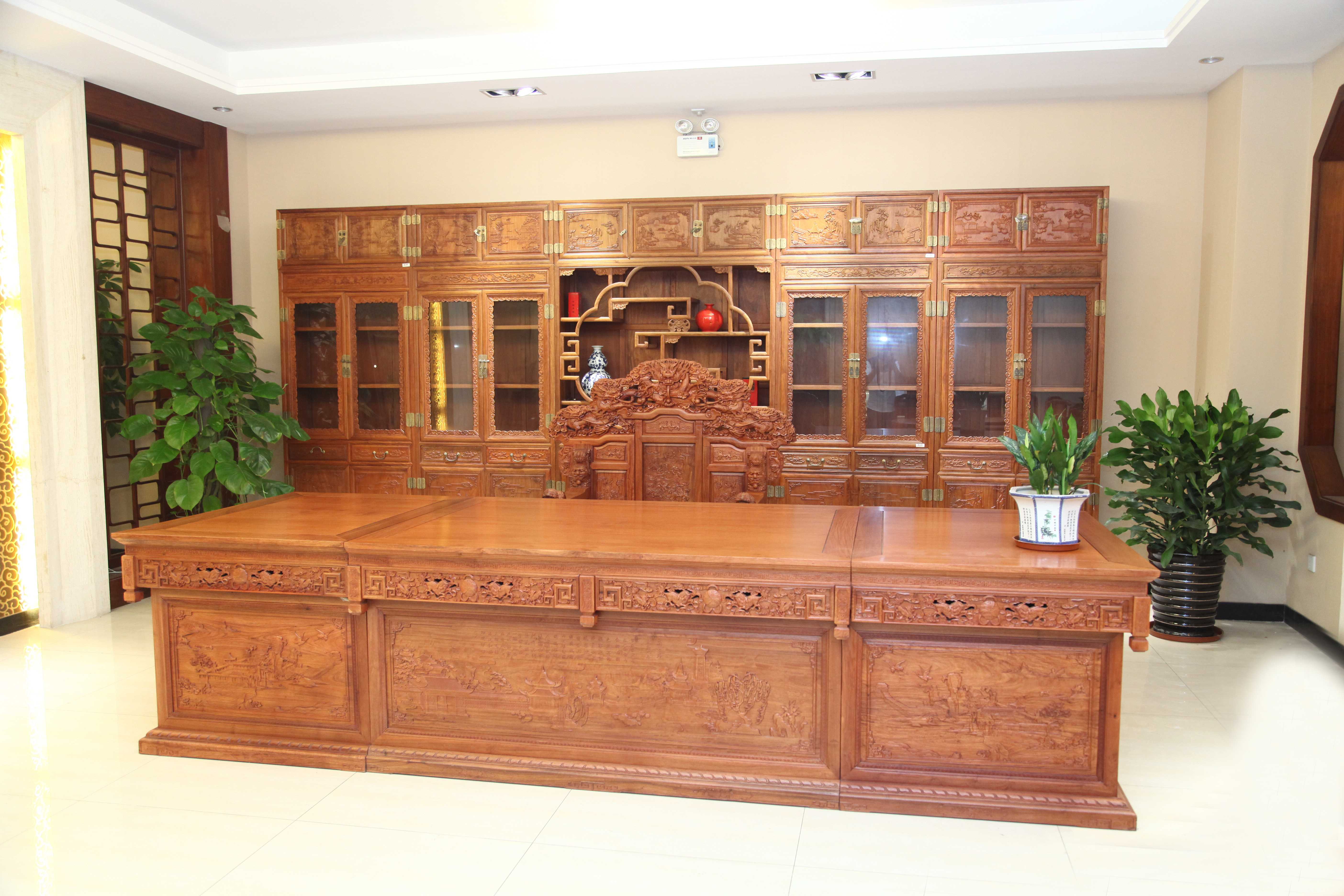 名典紅木：3.6米辦公檯和五組合書櫃