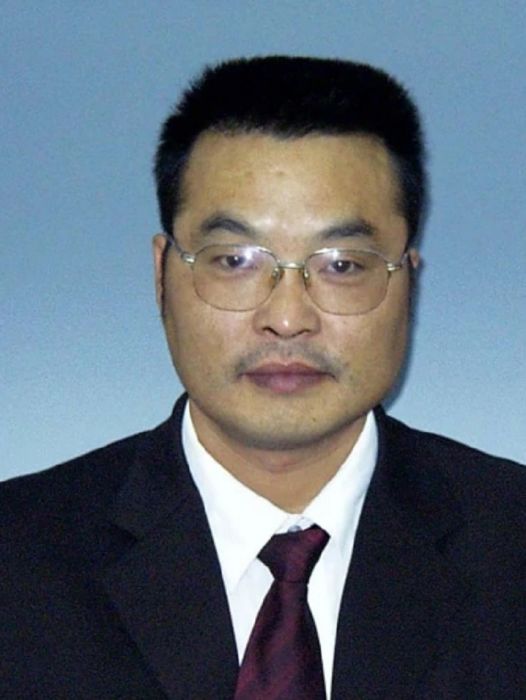 張錫明(四川省大邑縣房管局黨組成員) 張錫明(四川省大邑縣房管局黨組成員)