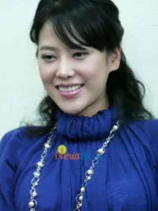 李自英 李自英