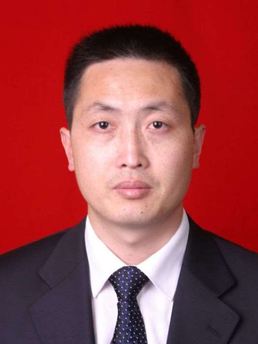 王天林(山東省濟南高新技術產業開發區管理委員會綜合管理部副部長) 王天林(山東省濟南高新技術產業開發區管理委員會綜合管理部副部長)