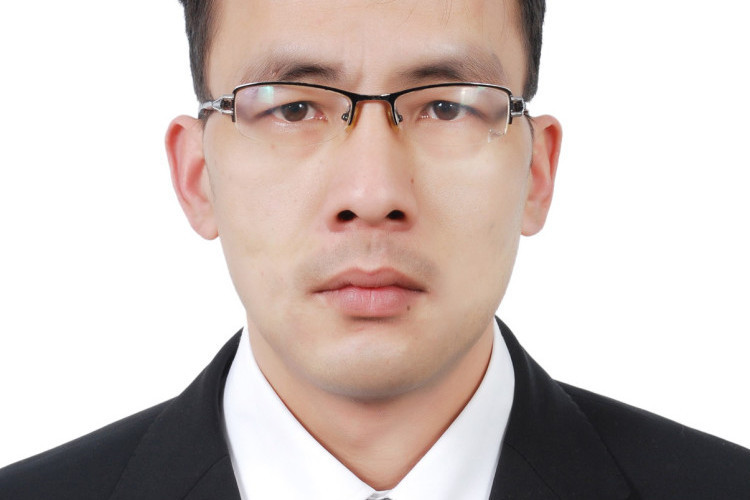胡國棟(文成縣教育局黨委委員、副局長) 胡國棟(文成縣教育局黨委委員、副局長)