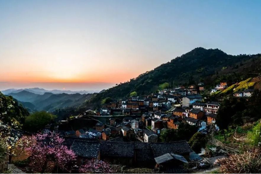 鄔西村 鄔西村