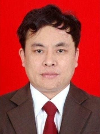 陳偉佳(雲浮市應急管理局四級調研員) 陳偉佳(雲浮市應急管理局四級調研員)