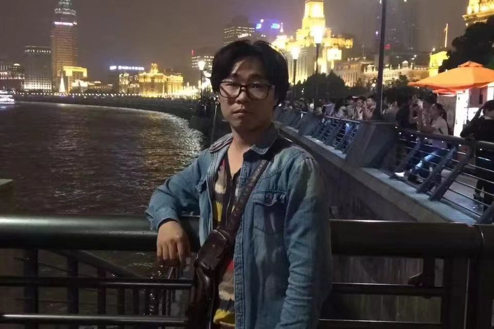 丁一(江西省工藝美術師) 丁一(江西省工藝美術師)
