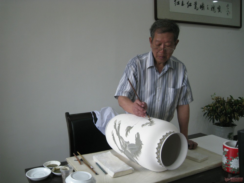 張震(陶瓷藝術家、陶瓷工藝美術大師)