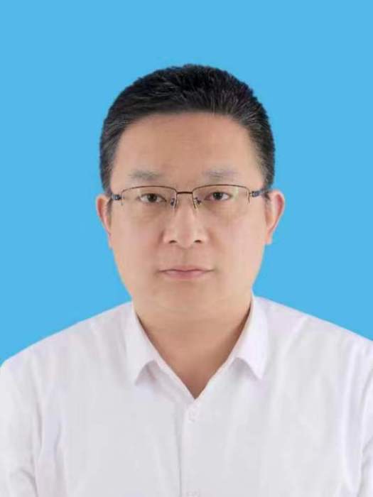 劉寶(安徽省淮南市商務局黨組成員、副局長) 劉寶(安徽省淮南市商務局黨組成員、副局長)