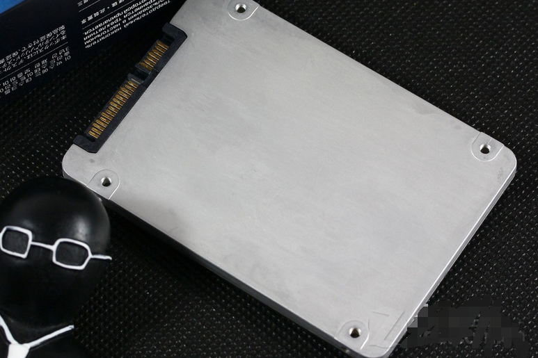 Intel X25-M G2 34nm(80GB) Intel X25-M G2 34nm(80GB)